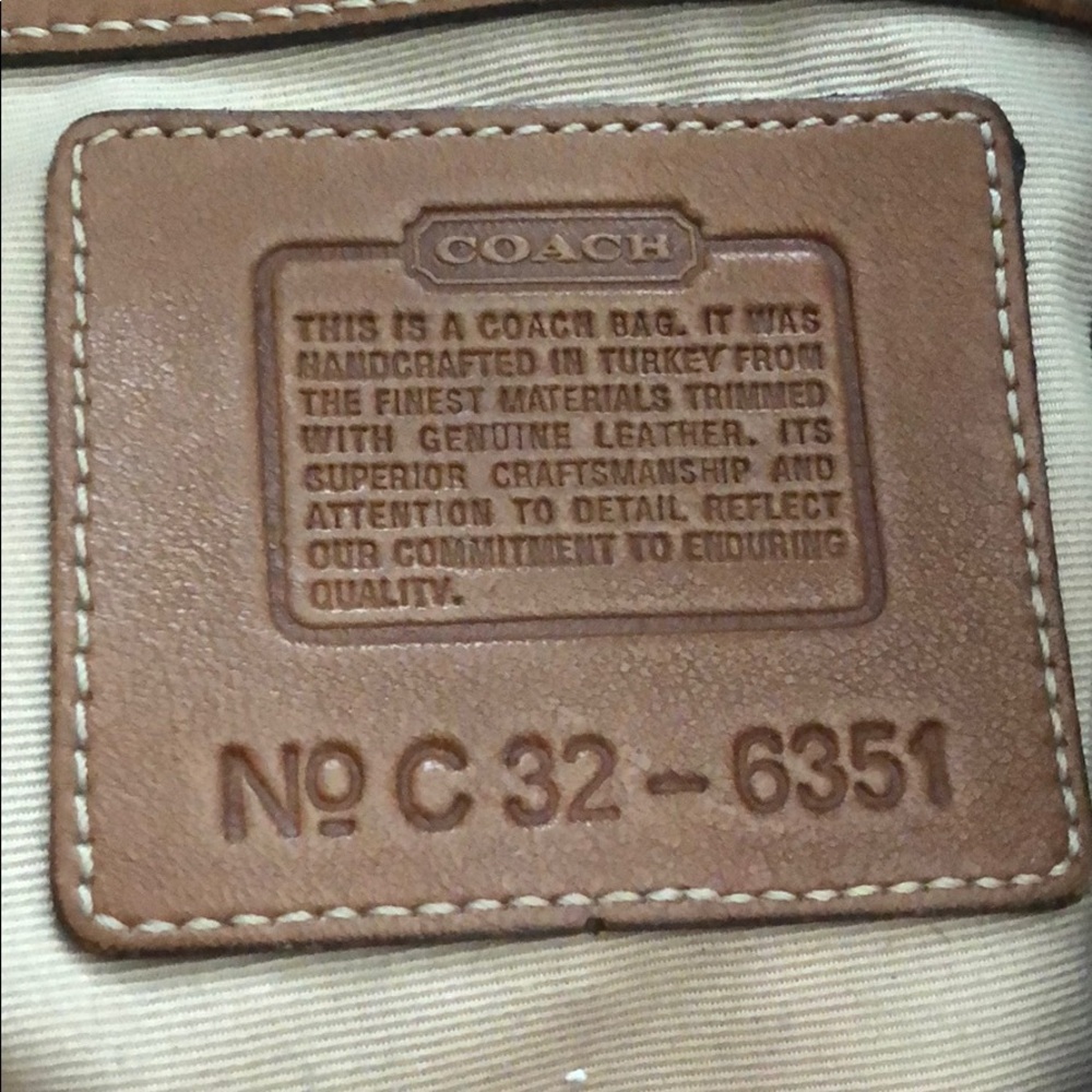 Coach clutch - Picture 5 of 6